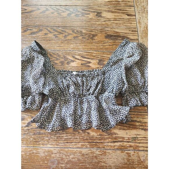 Stone Cold Fox heart design ruffle blouse sz 1 - Picture 1 of 4